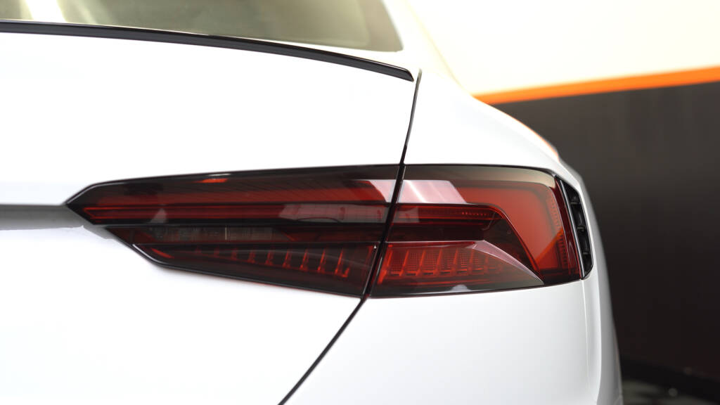 light smoke - Blackout Concepts light smoke taillight tint